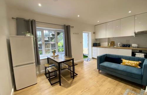 Redhill Town Centre Garden Flat - Foto 1