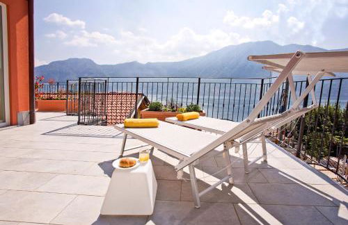 Sala Comacina Residence Apartment 5 - Sleeps up to 10 by Italian Apartments - Foto 23