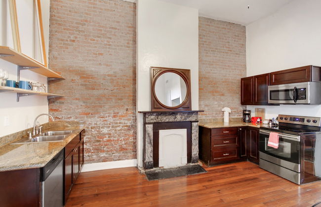 Montgomery Apartments on Magazine Street - Foto 35