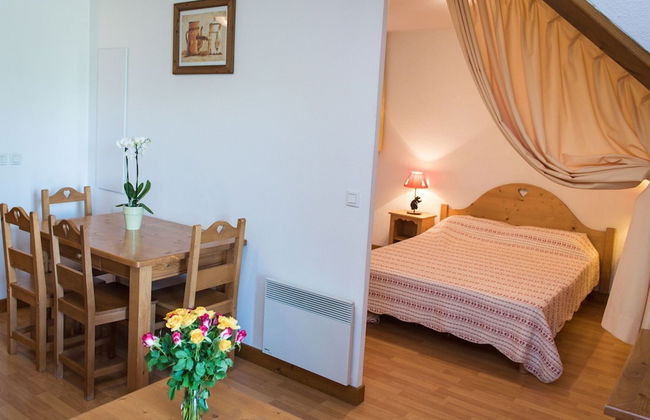 Retreat Near Lake Annecy - Photo 3