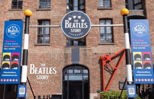 Riverside Rendezvous 1 bedroom Near Airport and City Centre SF - Foto 3