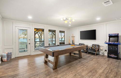 Cosy Waterfront Home - Photo 2