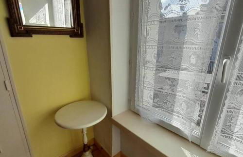 Chez Pauline, Gavray. House with secure parking, Wi-Fi & garage. - Foto 16