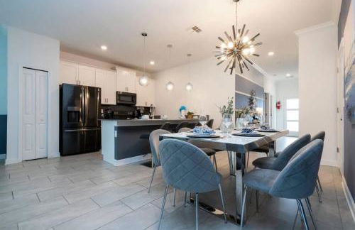 Gorgeous 4 Bd w Pool at Storey Lake Resort 4277 - Photo 30