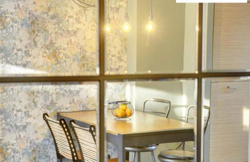 LARGE 4 Bedroom Semi-Detached House Sleeps 7 By Klarok Short Lets & Serviced Accommodation - Foto 11