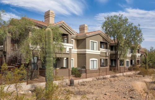 Enjoy 1BD condo in Nature preserve setting resort amenities including pool - Foto 46