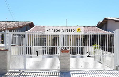 Kitinete Girassol 1 - Penha SC - Beto Carrero - Foto 13