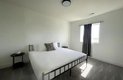 Papillion Family Home with Garage - Foto 23