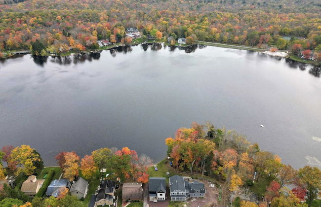 Lakeside Serenity by Avantstay Lakefront, Newly Built, Deck w/ Views! - Foto 55