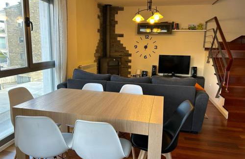 Apartamento Cosy. Bonito y Acogedor Duplex - Foto 2