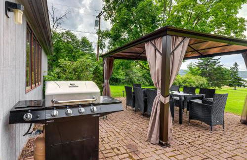 Keuka Lake Cabin with Boat Dock Access and Fire Pit! - Foto 19