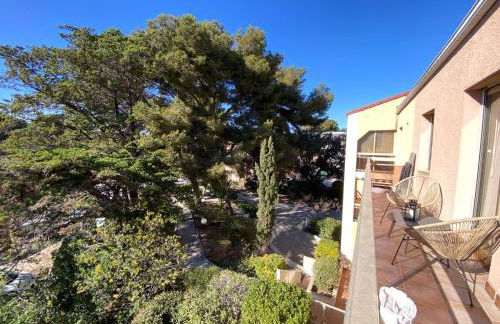 Appartement Port Hyères 2 ch terrasses box - Foto 11