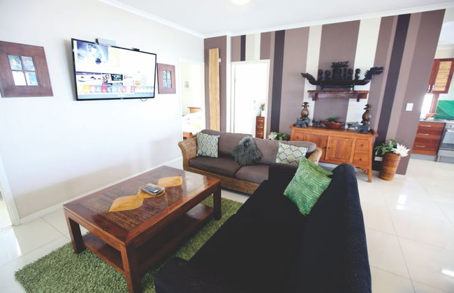 Vanuatu Beachfront Apartments - Photo 22