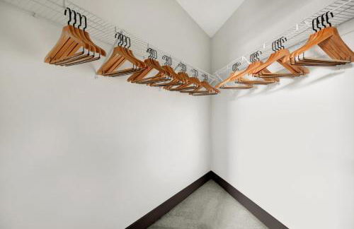 S Lake Union 2BR w Gym WD nr Space Needle SEA-182 - Foto 15