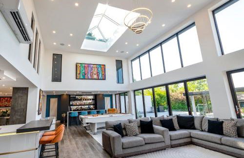 5 Bed Villa-Sleeps 10-Hot Tub-Bar & Pool table - Foto 35