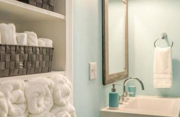 Tranquil Lakefront Cottage with Private Dock in Ticonderoga, New York - Foto 15