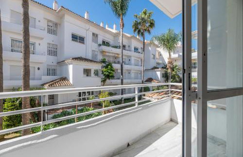 Stunning Duplex by the Golf & Terrace by the beach - Foto 48