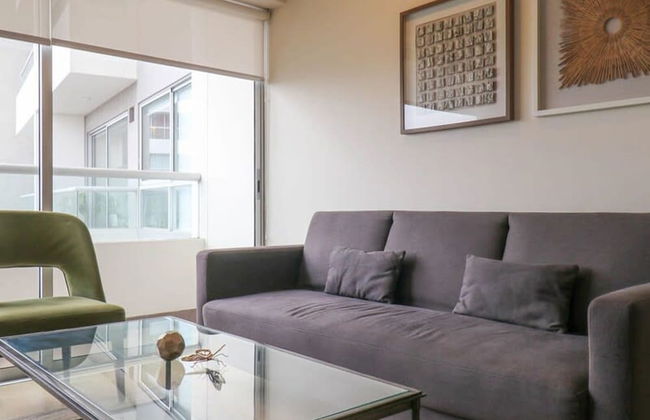 w Great 1BR With Balcony in Luxurious Building - Foto 10