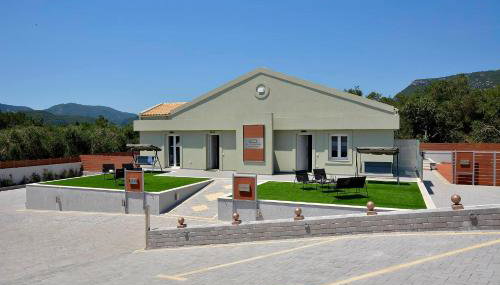 Villa Bratou Terra Sleeps 2 with Garden - Foto 4