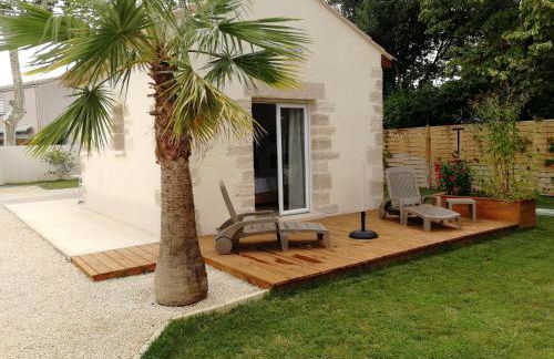 Petite Maison refaite à neuf proche plage - Foto 18