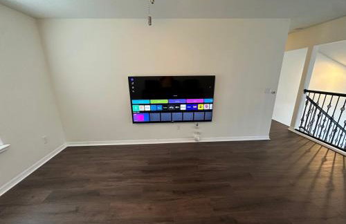 An Incredible Vacation Home with Saltwater Pool! - Foto 32