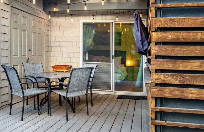 Riverfront Bend by Avantstay Private Dock, Large Yard w/ Views, Hot Tub - Foto 22