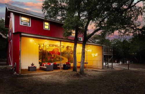 Red Barn Inn Feed Deer and play games & Firepit - Foto 19