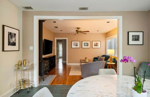 Ladybird Villa - Heated Saltwater Pool - Walk to SoCo - Photo 18