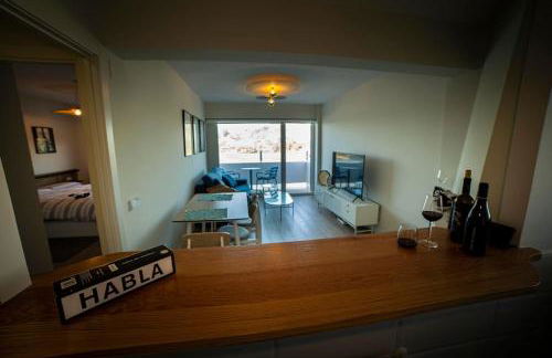 Precioso atico con vistas al mar 20 metros de Playa de Usil - Foto 4