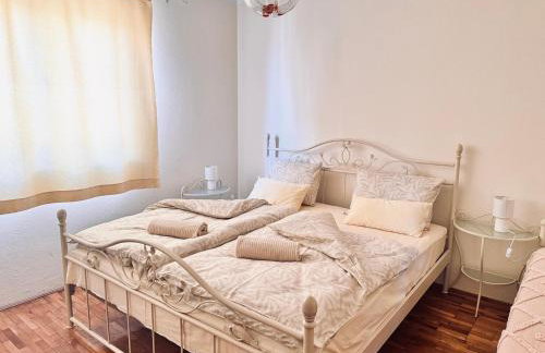 Spacious Stone Villa with Sea Views - Foto 4