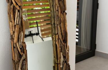 Marbella Bliss - Luxury 4-Bedroom VILLA with Garden, Private POOL & Jacuzzi, Marbesa near- 5 min to the Cabopino Beach - Photo 70