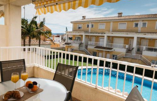 Townhouse with terraces and communal pool - Photo 1