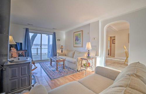 Fireplace! Waterfront Gem Near Leelanau Wine Trail - Foto 5