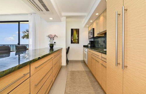 Oceanfront Remodeled-30 Feet to Ocean-Central AC-Highly Sought After - Foto 8