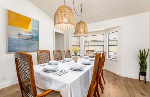 Heated Pool, Game Room & 4Bdrm - Bay Bungalow - Foto 20