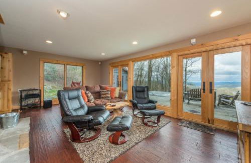 Blue Ridge Bliss Gorgeous home with hot tub & stunning views - Foto 13