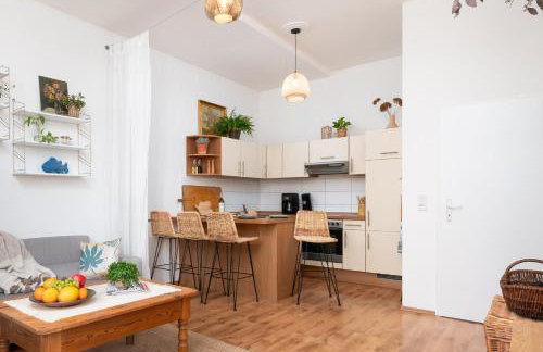 Ruhig - Privatparkplatz - barrierearm Quiet - private car park - low barrier - Photo 7