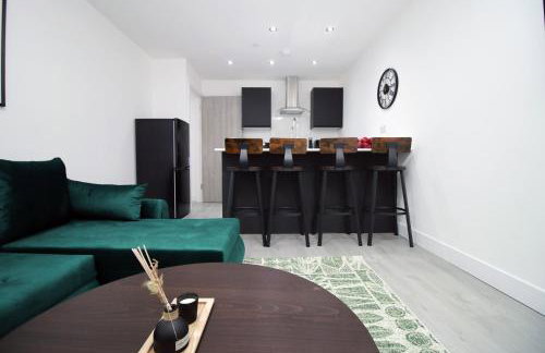 New Cardiff Bloc Exclusive Apartments By Prime Stays - Shops and Parking - Great for Groups and Families - Foto 1
