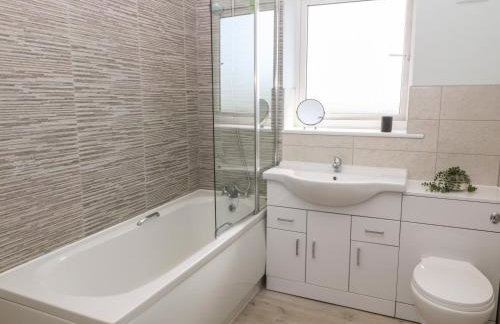 Beach Apartment 9 - Photo 14