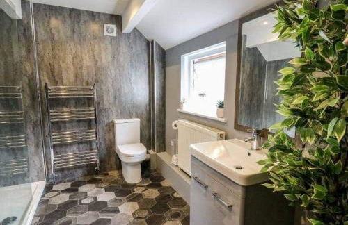 Beautiful cottage with log burner - Foto 8