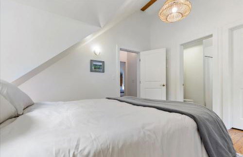 The Wood Chalet Hot Tub BBQ Redwoods - Foto 24