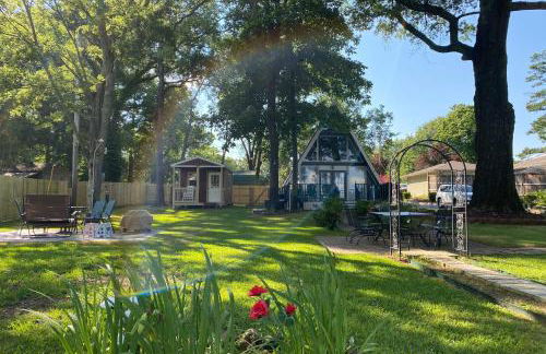 Deck, Boat Slip and Views Lake Hamilton Cabin! - Foto 32
