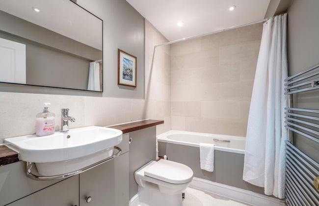JOIVY Modern 2 bed flat in Central London, sleeps 6 - Foto 18