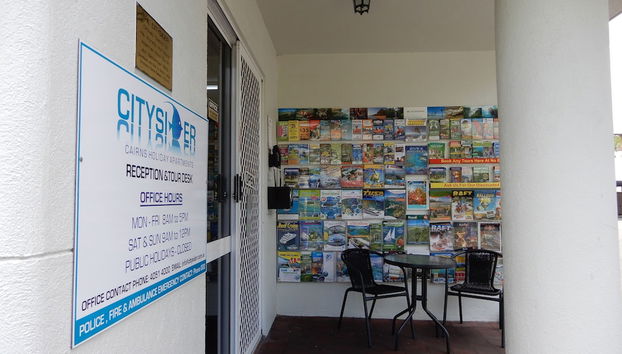 Check-in/check-out kiosk