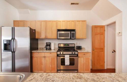 Relaxing, Spacious, Private, Walkable in Petworth! - Foto 15