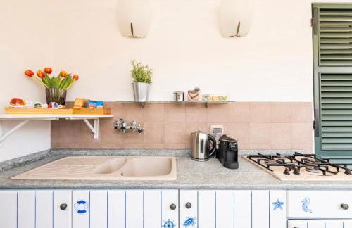 Bilocale affrescato con box privato & spiaggia a 150m - Foto 17