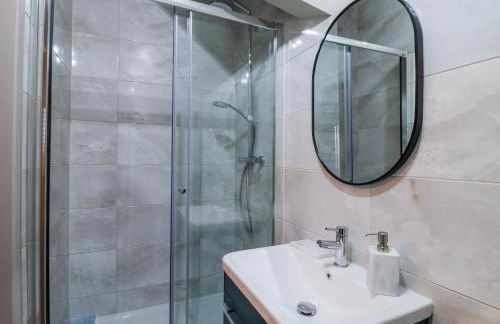 The Oak Room - Windmill Country Retreats - Photo 17