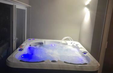 Tout proche d'Ax les Thermes détente et relaxation jusqu'à 8 pers dans la maison de Véronique avec piscine terrain de pétanque et jacuzzi - Foto 29