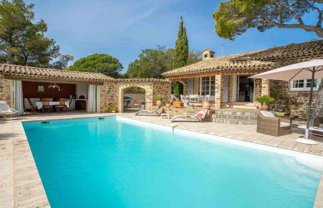 La Crischona - Foto 1