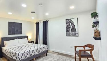 Modern 4BR Near Six Flags & Naval Base - Foto 5